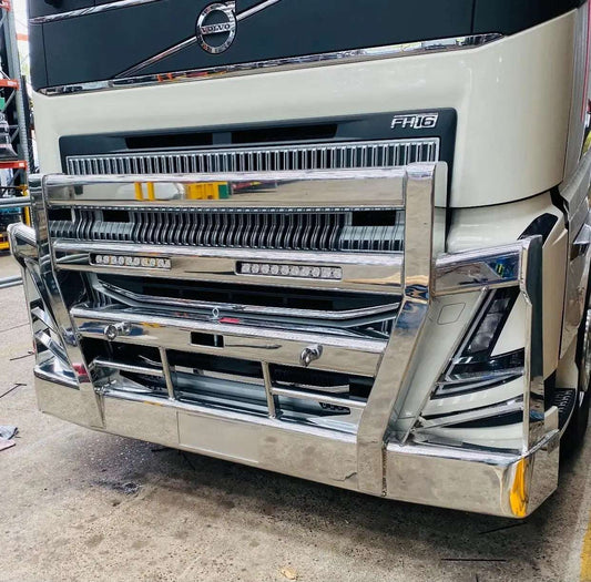 Truck Bullbar Polishing